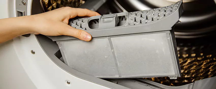 Signs Of A Clogged Dryer Lint Trap in Pickering, Ontario
